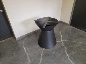 Rolled Tulip Style Elegant Metal Table Base