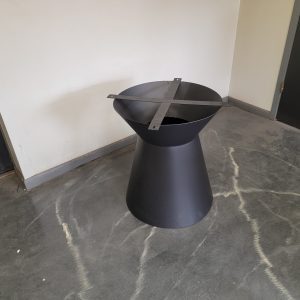 Rolled Tulip Style Elegant Metal Table Base